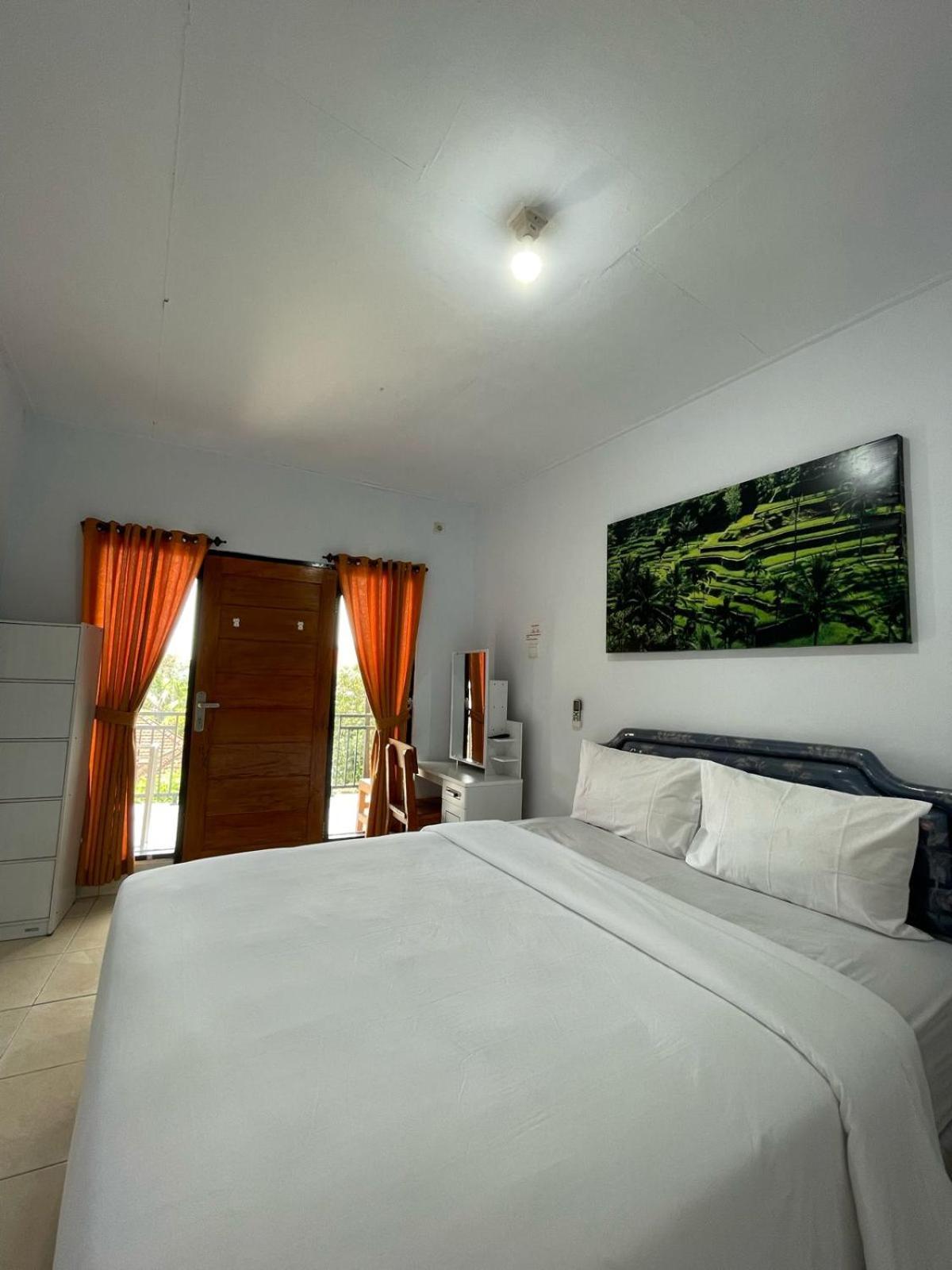 Canggu 77 Guest House Managed By Manara Dış mekan fotoğraf